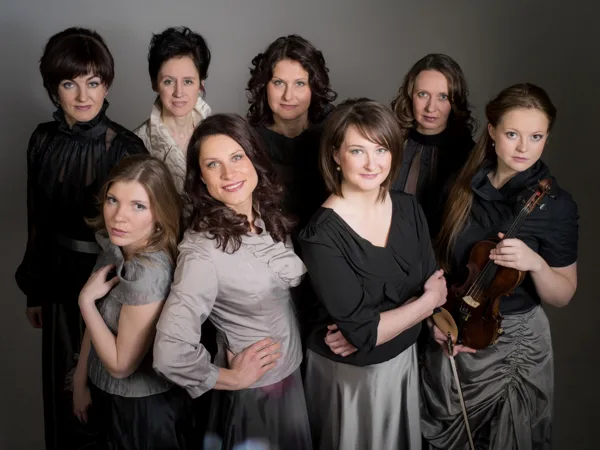 PUTNI 2012 (Foto: Jāis Deinats)